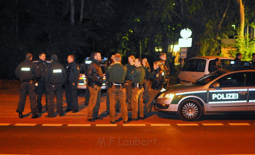 Messerstecherei Koeln Ehrenfeld Alpenerstr P11.JPG